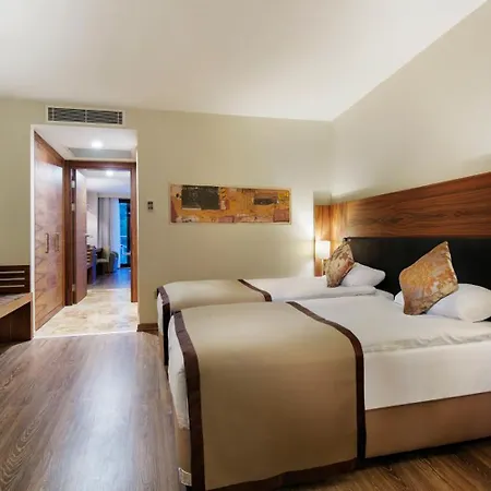Nirvana Mediterranean Excellence 5*